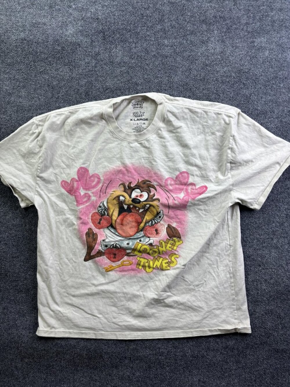 GOAT Crew Shirt Mens XL White Looney Tunes Taz Loved Up Graphic Tee Bugs Bunny
